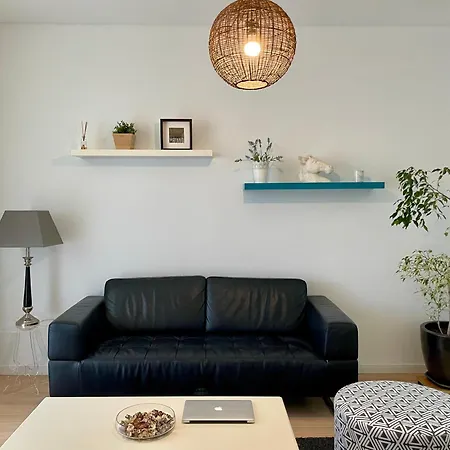 Arroios Apartment *
